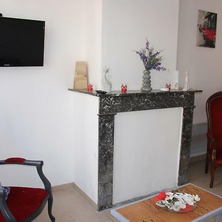 Apparts St Sepulcre Saint-Omer  Dış mekan fotoğraf
